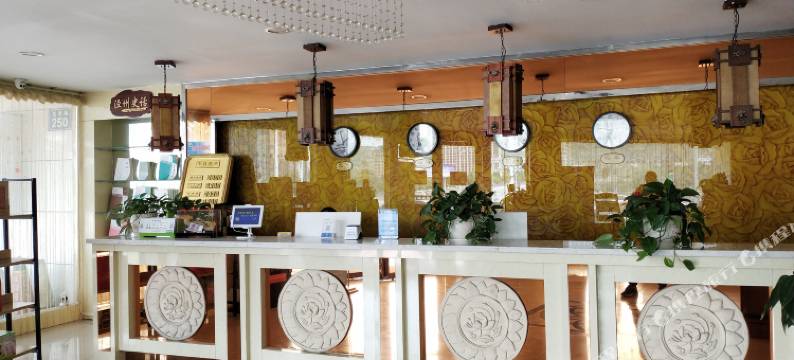 泾川新丝路宾馆图片