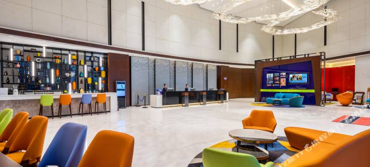 杭州临平高铁站希尔顿欢朋酒店图片