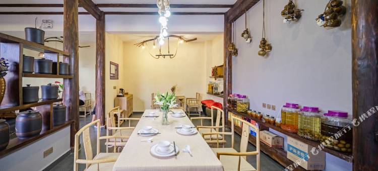 腾冲大树京品客栈(和顺古镇店)图片