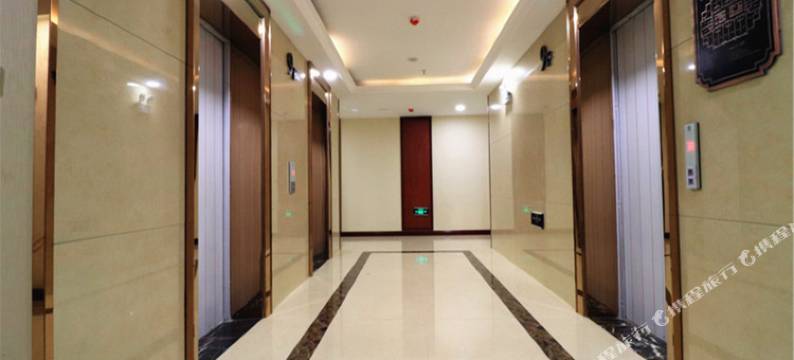 哈尔滨爱情主题假日公寓(哈西万达西客站店)(5号店)图片