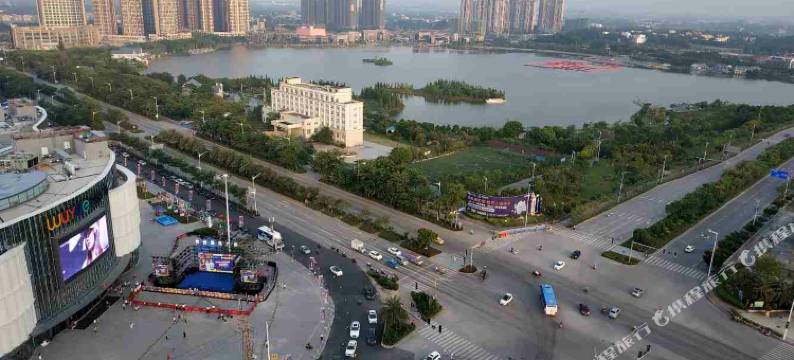 钦州瑞亚思客栈(吾悦广场店)图片