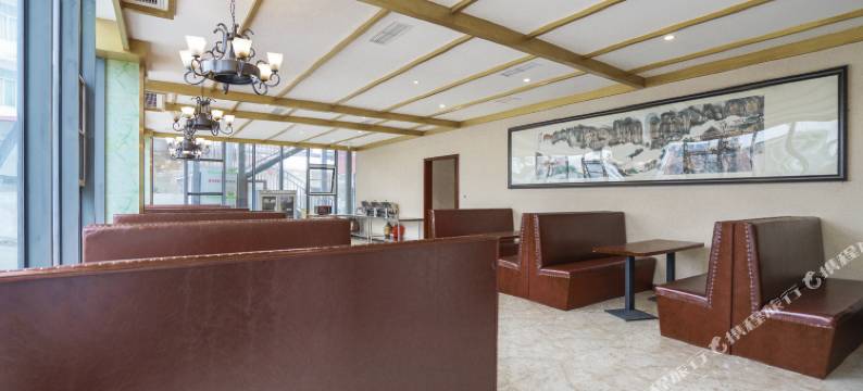 剑阁乾元酒店(剑门关高铁站店)图片