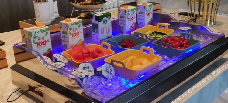 宜尚PLUS酒店(武汉东湖学院大花岭地铁站店)图片