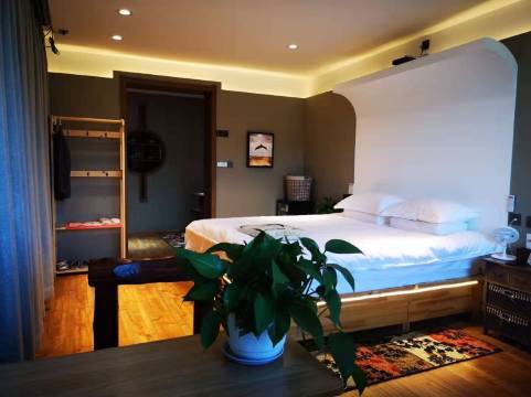 筱隐温泉民宿(红旗路分店)