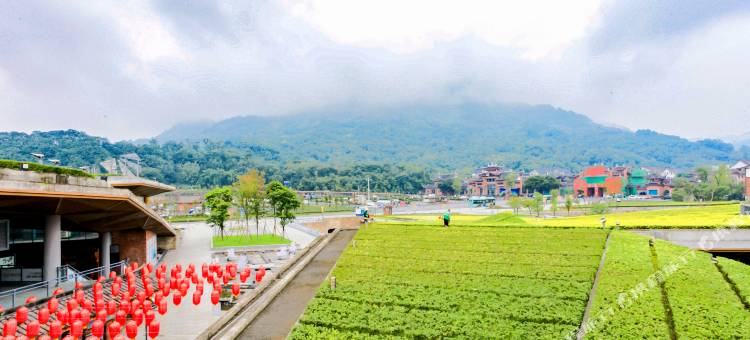 峨眉山景区绕佛阁度假酒店图片
