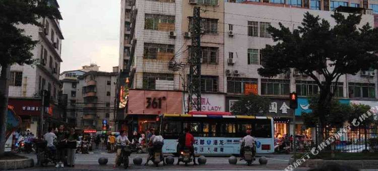 广州艾特公寓(人和地铁站店)图片