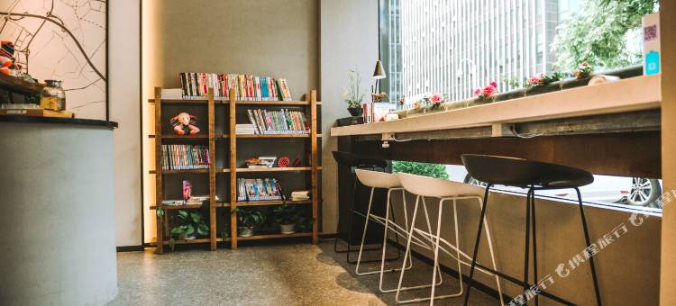 泊宁创想酒店(宁波罗蒙环球城店)图片