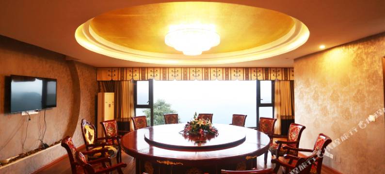 渠县秀岭春天酒店图片