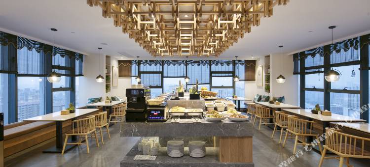 仟那酒店(鹤壁高铁站淇河景观店)图片
