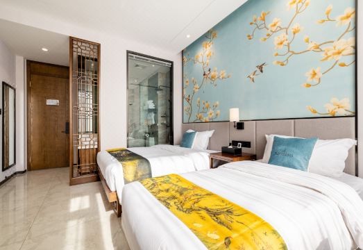 Lanwan Hotel Hotel Overview