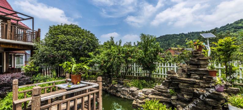 南京甘泉湖木屋7号伴山•隐墅度假别墅图片