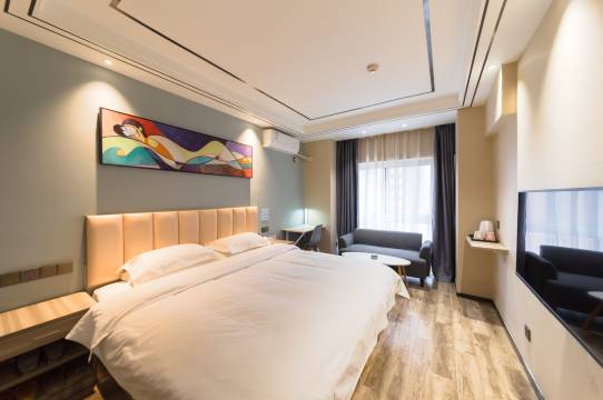 西安蜗居客民宿(西安三桥万象城店)