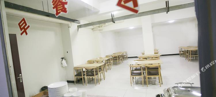 嘉华商务酒店(唐山遵化人民公园店)图片