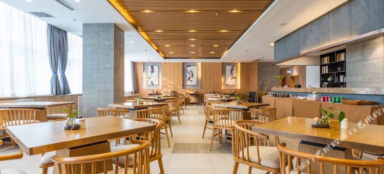 西宁宜采青航酒店(西宁火车站店)图片