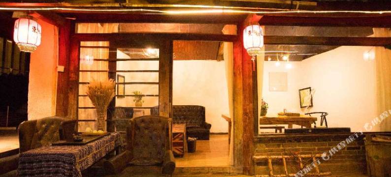 丽江束河小调人文客栈图片