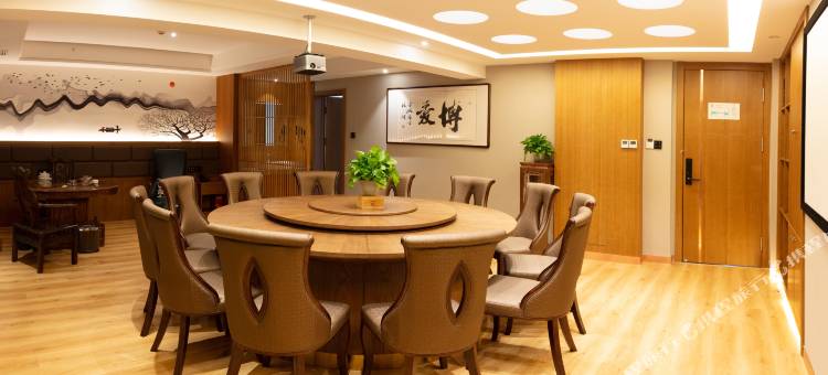 古华驿酒店(包头赛罕塔拉公园会展中心店)图片