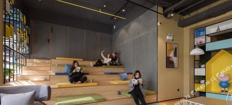 郑州富巢酒店(黄河科技学院店)图片