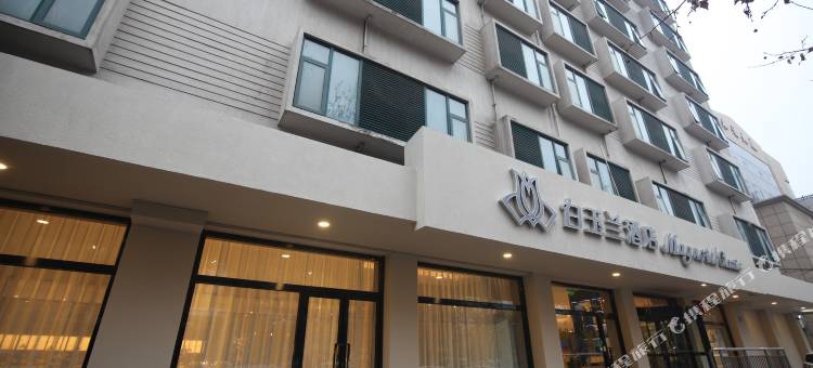 白玉兰酒店(徐州金鹰苏堤路地铁站店)图片