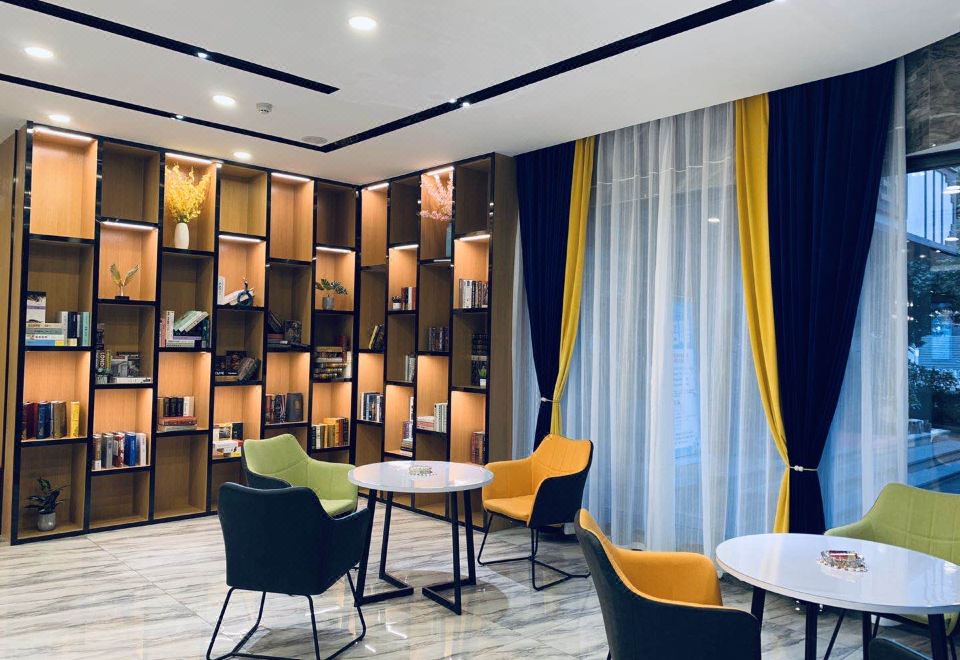Xinjiayuan Hotel Hotel Overview