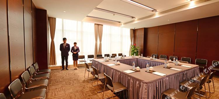 和颐酒店(郑州国际会展中心店)图片