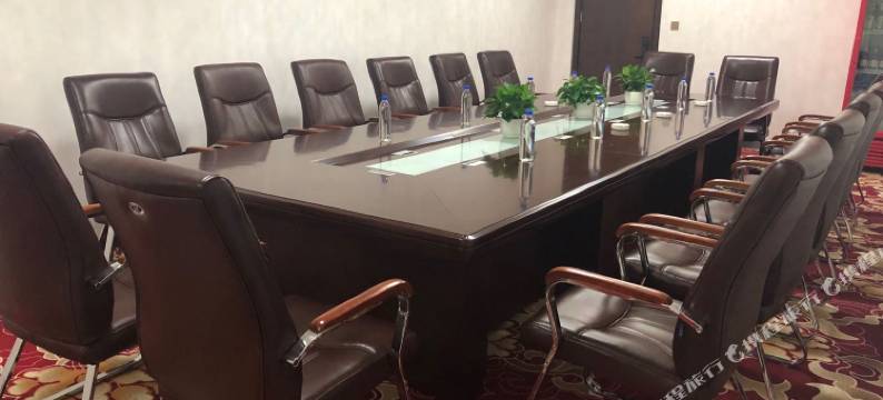 呼伦贝尔吉祥凯悦主题酒店图片