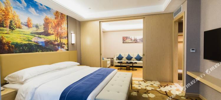 维也纳国际酒店(大竹金利美广场店)图片