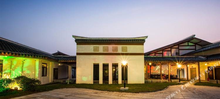 潮漫酒店(龙虎山风景区游客中心店)图片