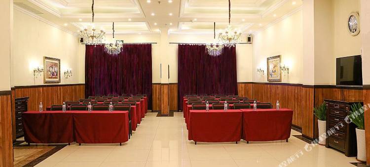 鞍山卡米拉酒店图片