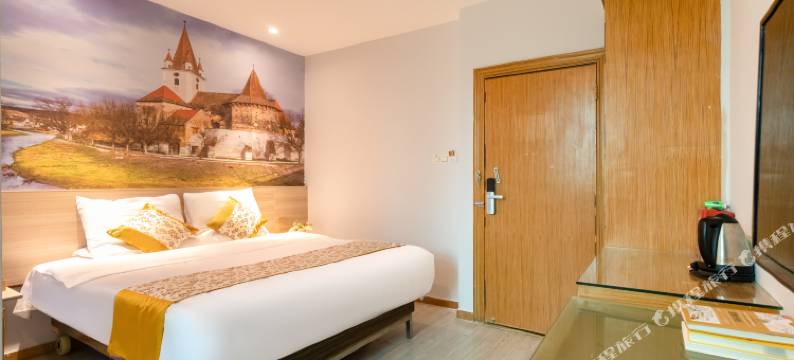 银泉酒店(深圳市体育馆园岭地铁站店)图片