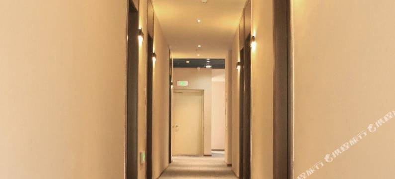 重庆四季花畔酒店(刘家坪地铁站店)图片