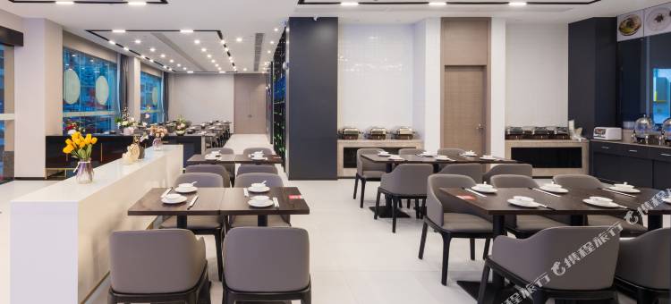 梅州英思廷酒店(梅江万达广场店)图片