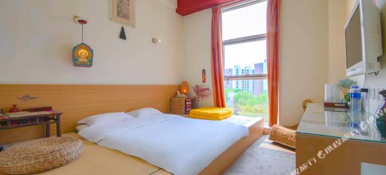 东伍·拾捌酒店(天津市滨海国际机场肿瘤医院空港医院店)图片