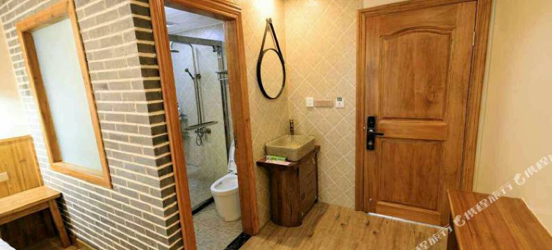 闲梅野竹绕梯田・云海日出亲子居(七星墩观景台店)图片