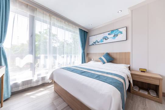 兰州馨之悦宾馆(海关地铁站吾悦广场店)