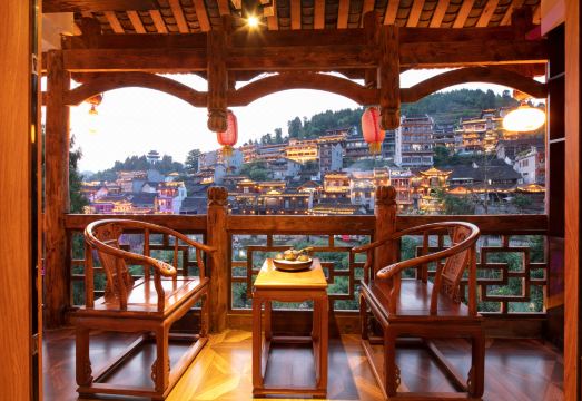 Floral Hotel Furong Town Galaxy Heights Hotel(Wangcun Waterfall Store) Hotel Overview