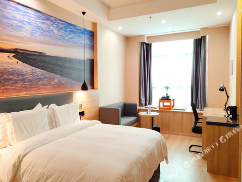 博丽斯酒店(兴国站店)