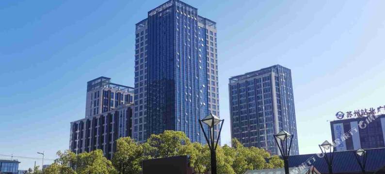 苏州诗和远方青年旅舍(火车站店)图片