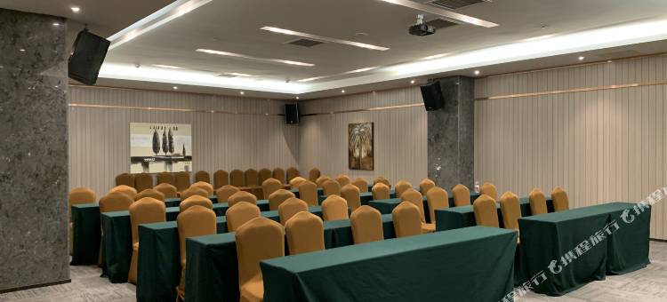 尚客优酒店(青岛栈桥火车站店)图片