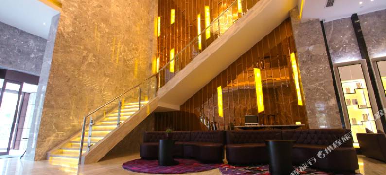 麗凤酒店(广元万达广场店)图片