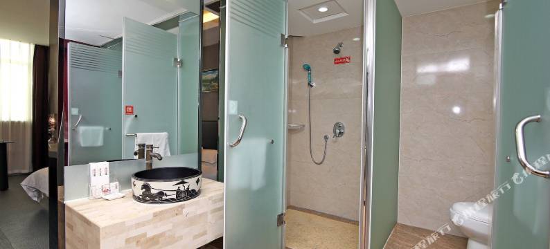 123吉曼连锁酒店(上海大宁国际武威东路地铁站店)图片