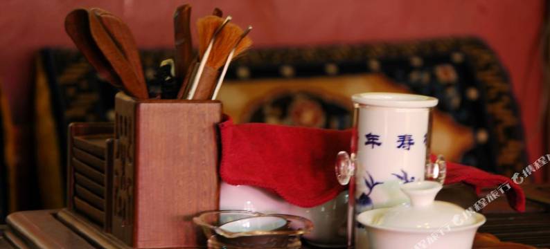 拉萨龙川青年旅舍花园客栈图片