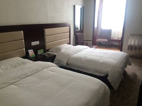 扶风华泰润象酒店