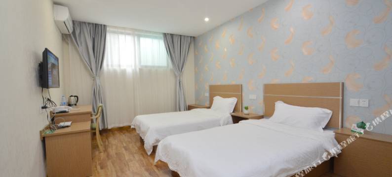 南京万程快捷酒店(长江大桥北地铁站)图片