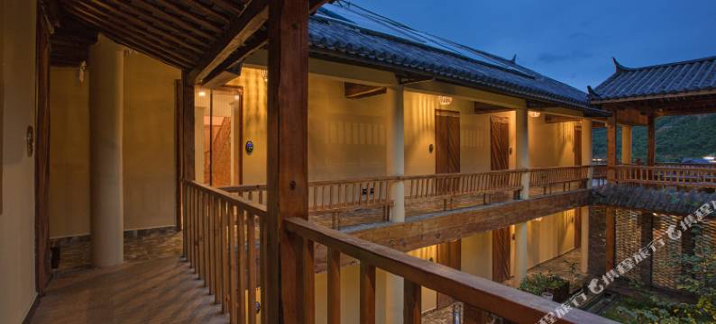 泸沽湖逸水云缦酒店图片