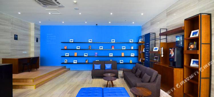 雅斯特酒店(武汉光谷体育学院店)图片