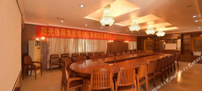 东兴金滩大酒店图片