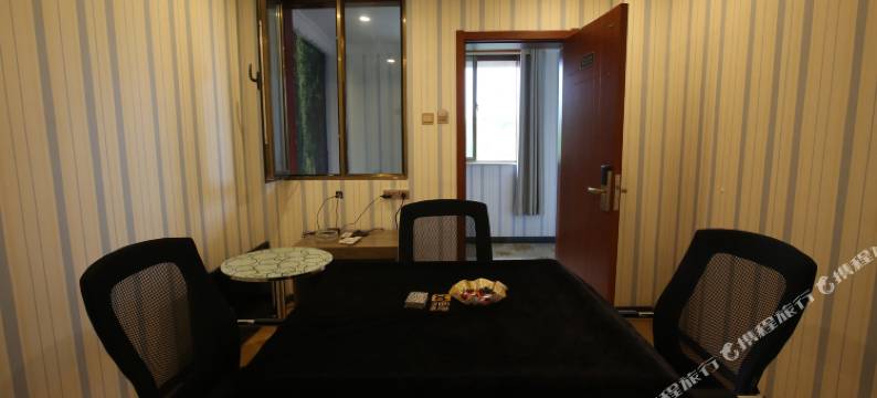 嘉峪关东湖港宾馆图片