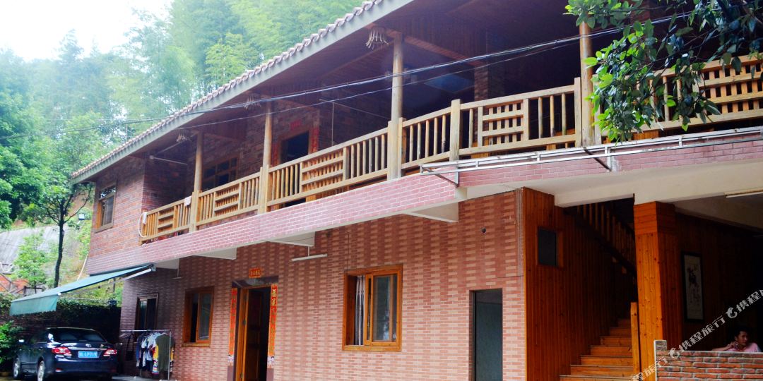 地址(位置,怎么去,怎么走):  广东省惠州市龙门县南昆山旅游区中坪尾