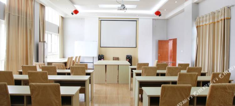 七喜城市酒店(武汉东西湖店)图片