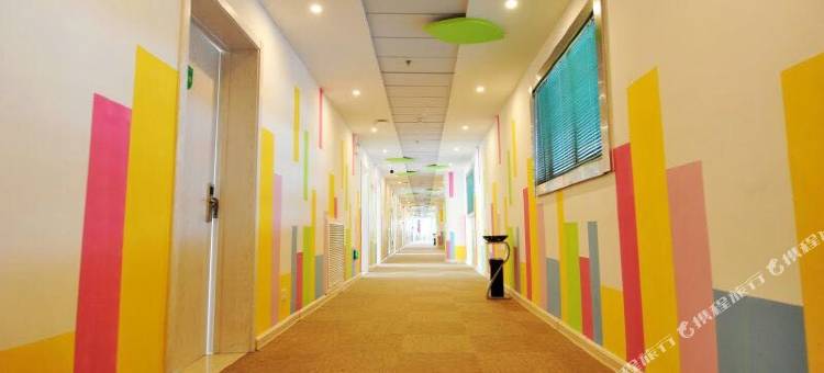 青年·都市迷你酒店(邹平汽车站店)图片